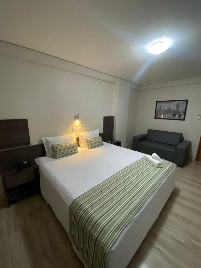 Benos Hotel Santa Rosa  Exteriör bild